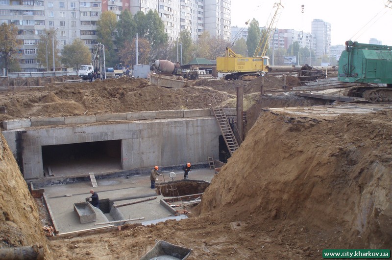 Метро будують з випередженням графіка