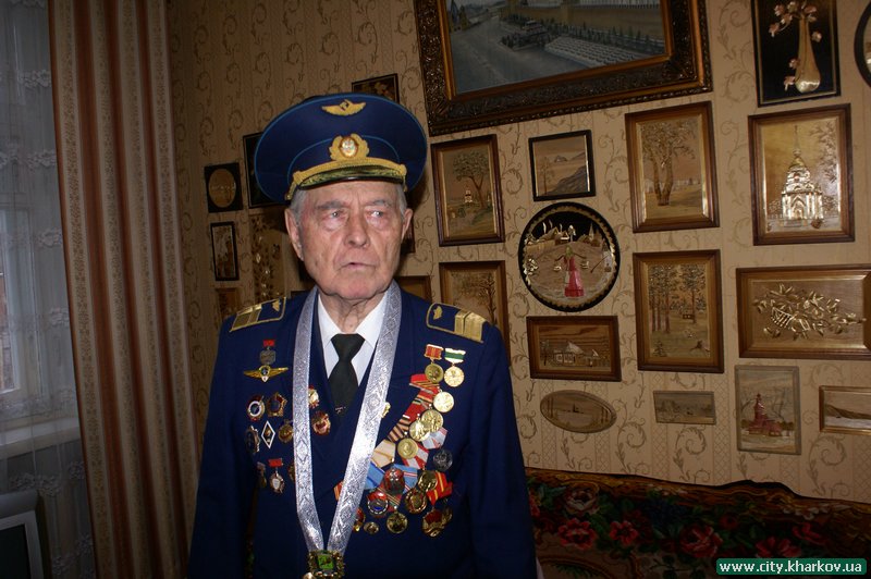 Привітання з Новим роком Почесному громадянину Харкова - 1