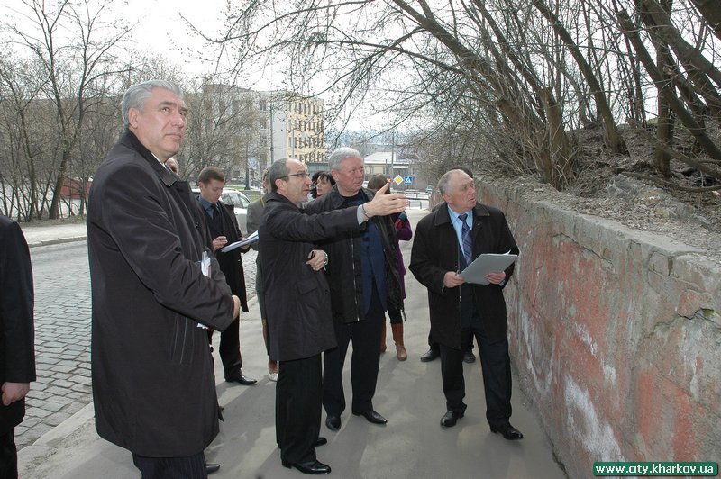 Роботи в Київському районі йдуть повним ходом