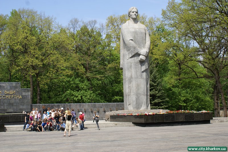 У День Перемоги харків'яни побачать оновлений Меморіал Слави 