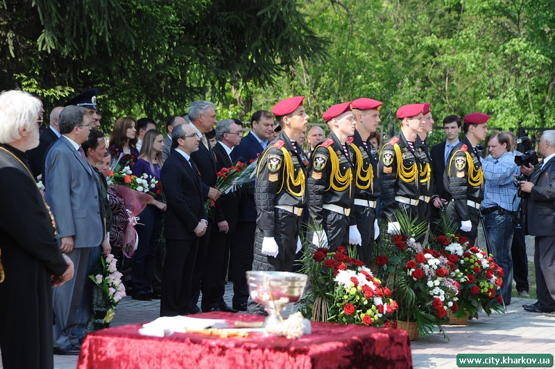 Пам'ятники загиблим в роки Великої Вітчизняної війни відкрилися на двох кладовищах Харкова 