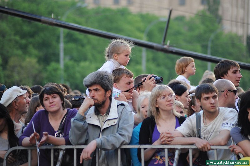 Харків відзначив 65-ту річницю Великої Перемоги грандіозним концертом