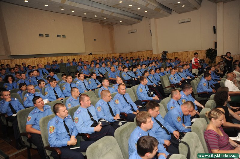 Необхідно повернути довіру харків'ян до правоохоронних органів. Геннадій Кернес