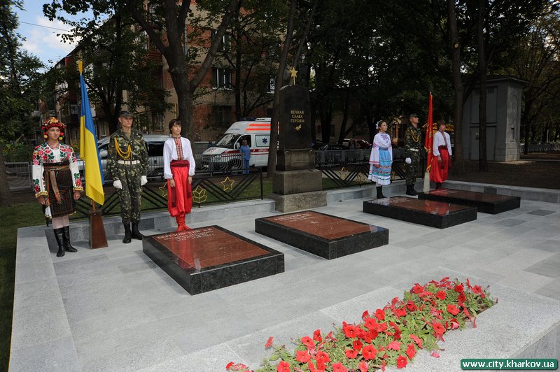 Після відновлення відкритий сквер ім.П.Кандаурова