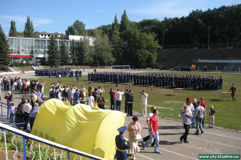 З честю несіть високе звання курсанта Харківського університету Повітряних сил! Михайло Фатєєв