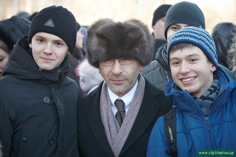 Геннадій Кернес відкрив у Харкові новий хокейний майданчик