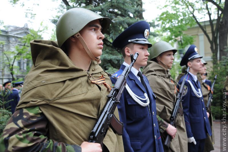 Відбулося покладання квітів до пам’ятника загиблим працівникам органів внутрішніх справ