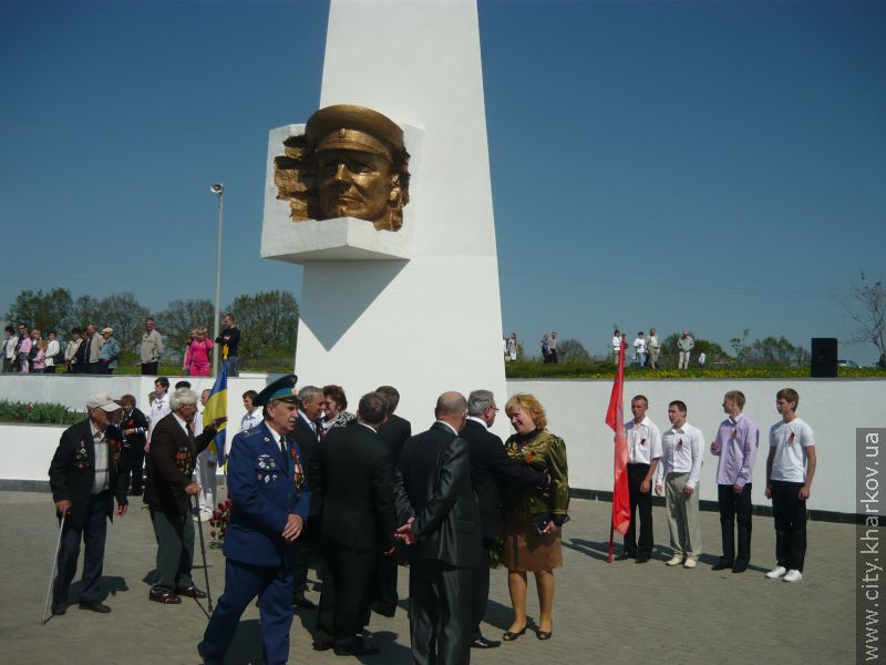 Сергій Кадигроб поклав квіти на меморіальному комплексі «Висоті маршала І.С. Конєва»