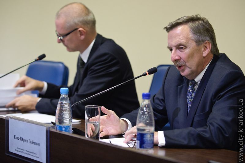 У Харкові дипломатів з ФРН привітали з Днем об'єднання Німеччини