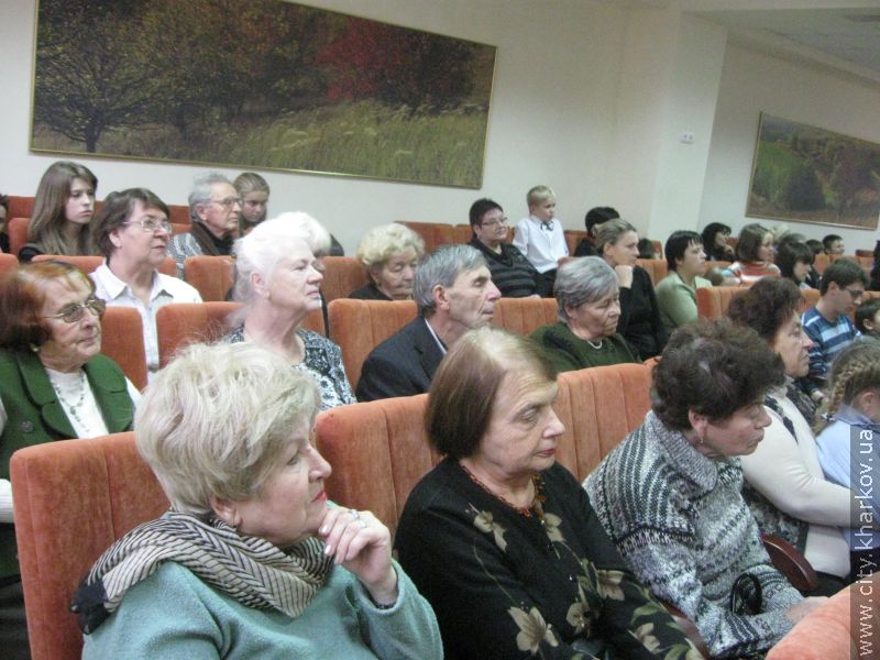 У Дзержинському районі пройшла зустріч з піаністом Володимиром Соляніковим