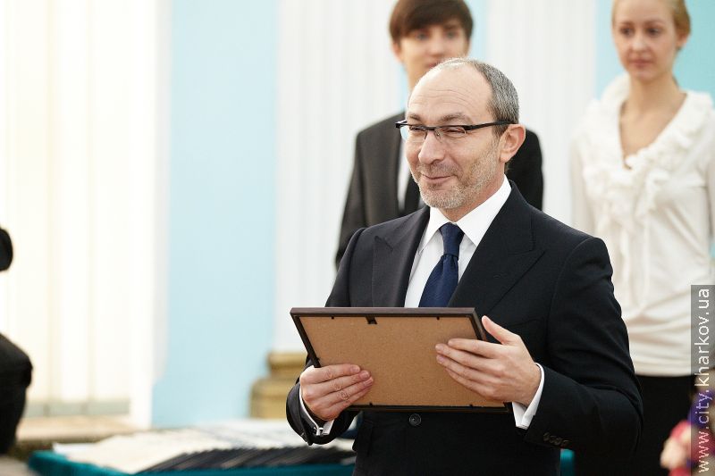 Геннадій Кернес нагородив викладачів юракадемії - 11