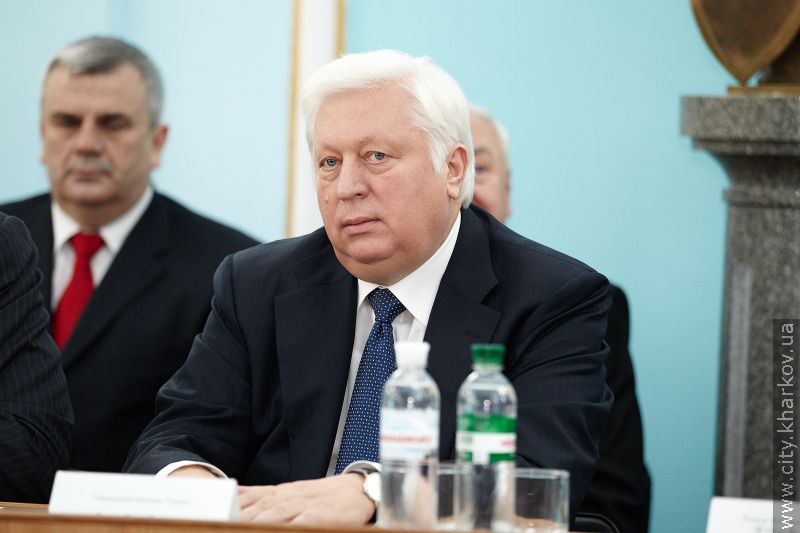 Геннадій Кернес нагородив викладачів юракадемії - 20