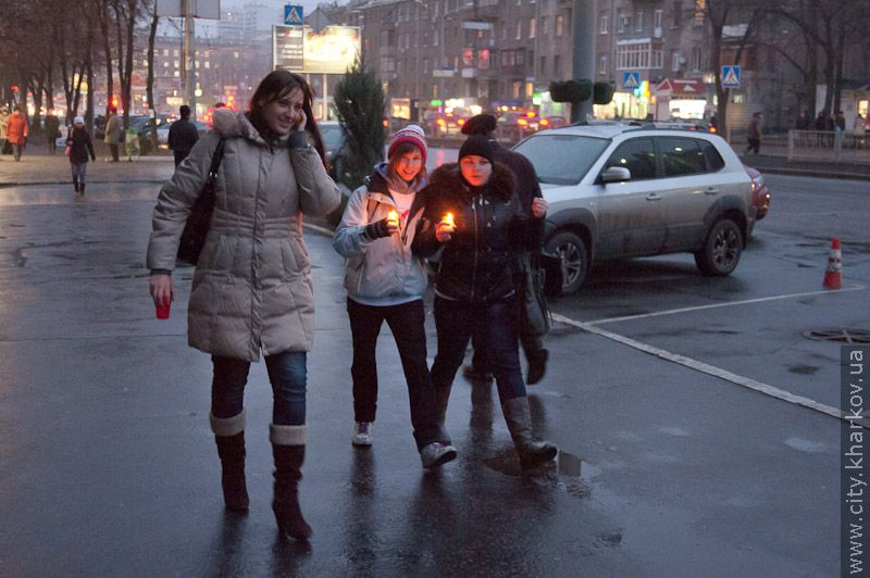 У Харкові пройшла «свічкова хода» на згадку про жертв СНІДу