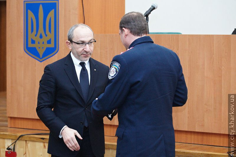 Геннадій Кернес нагородив харківських міліціонерів з нагоди професійного свята - 8