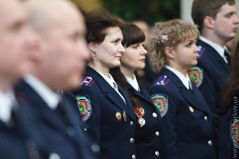 Геннадій Кернес нагородив харківських міліціонерів з нагоди професійного свята - 18
