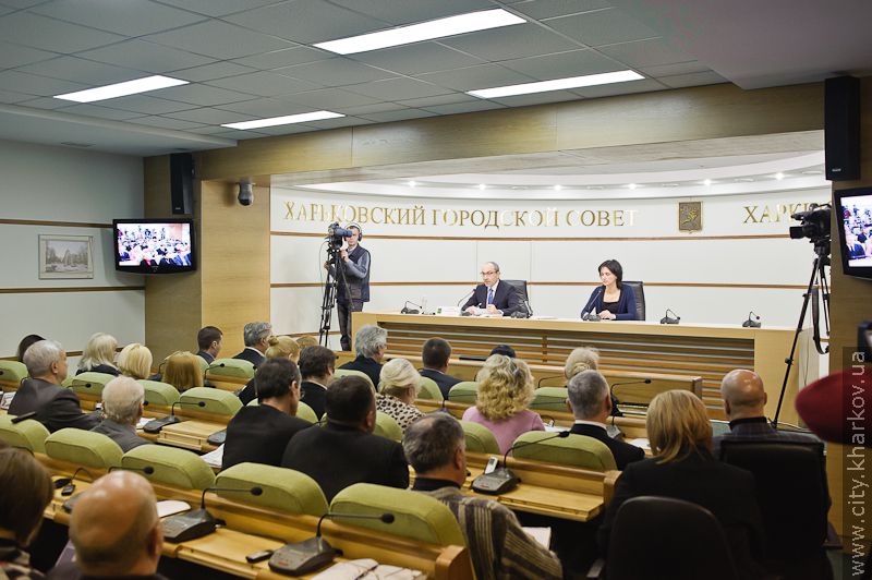 Прес-конференція Харківського міського голови Геннадія Кернеса
