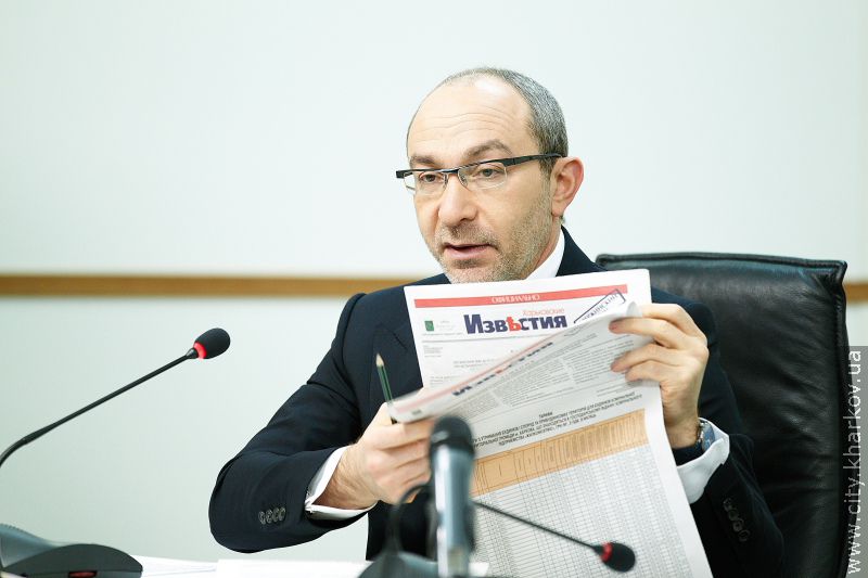 Геннадій Кернес: Міська влада відновлює житловий фонд, не ремонтований десятиліттями - 4