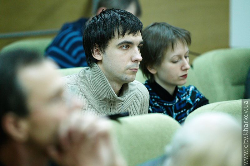 Геннадій Кернес: Міська влада відновлює житловий фонд, не ремонтований десятиліттями - 27