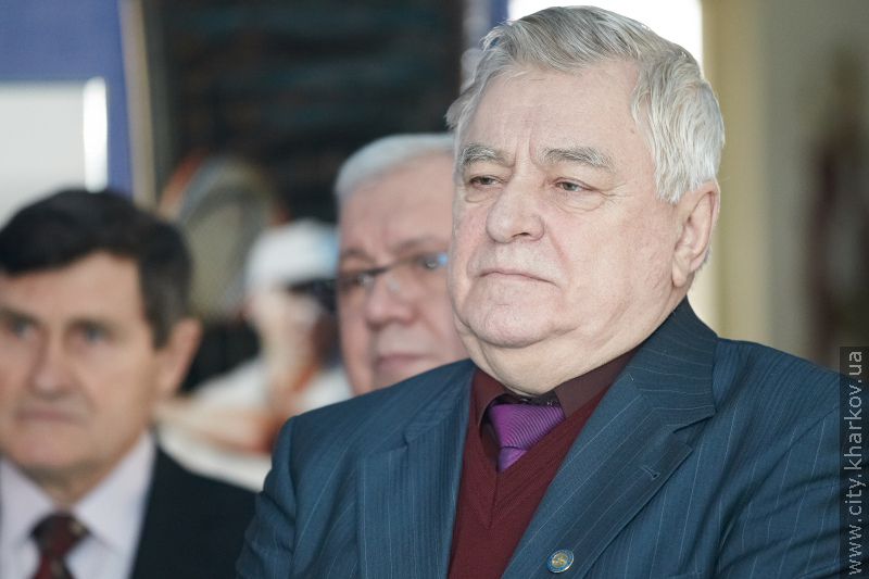 Геннадій Кернес привітав Юрія Пояркова з 75-річчям - 9
