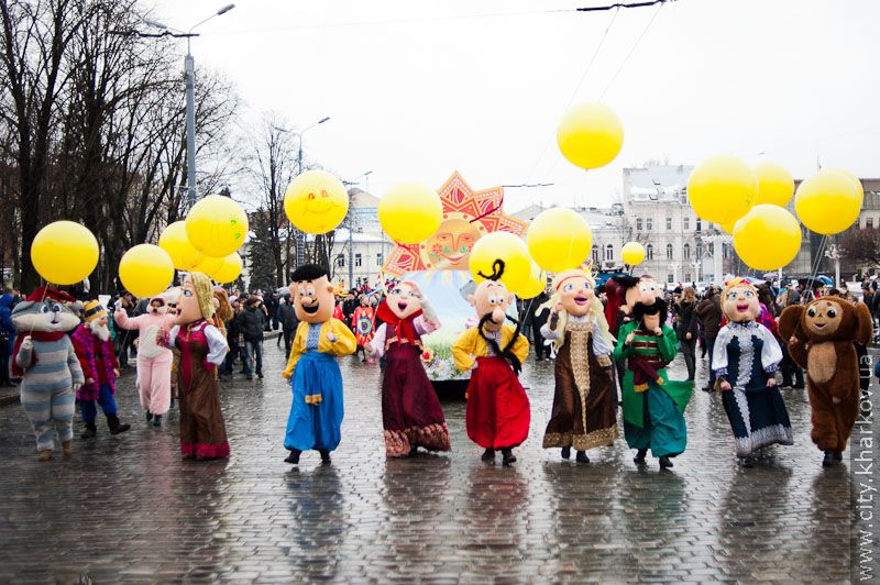 Вулицею Сумською пройшла маснична хода районів Харкова