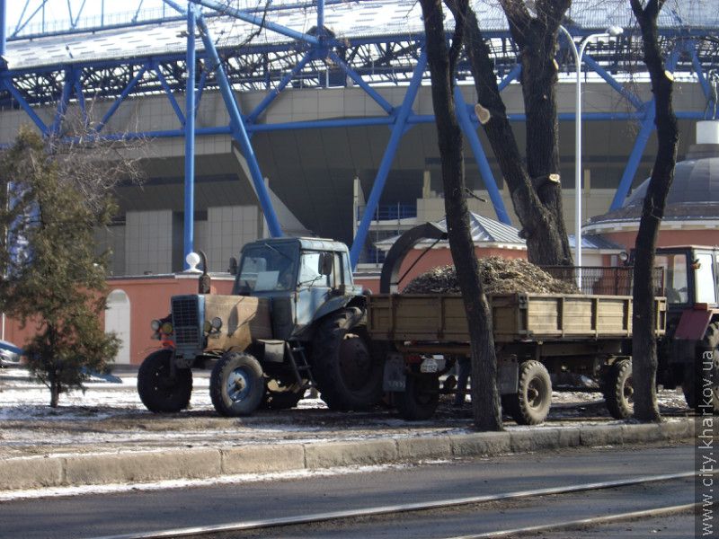 У Комінтернівському районі прибрали велике незаконне звалище