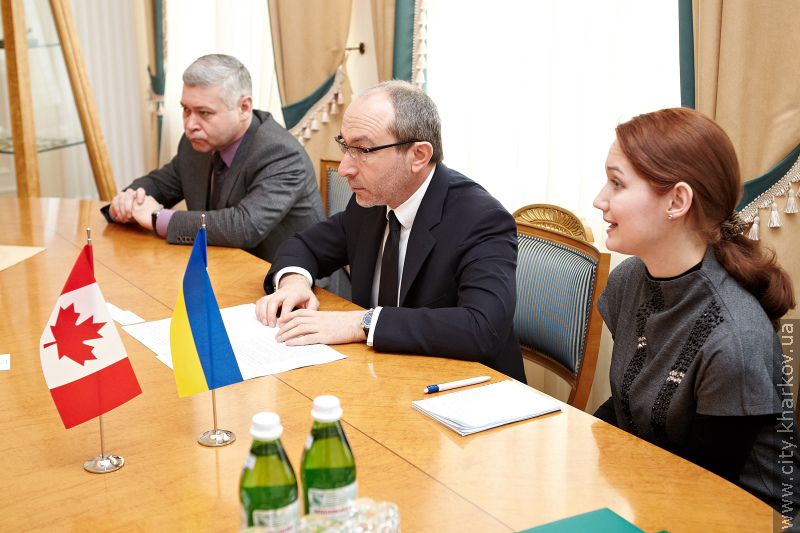 Геннадій Кернес зустрівся з послом Канади Троєм Лулашником - 16