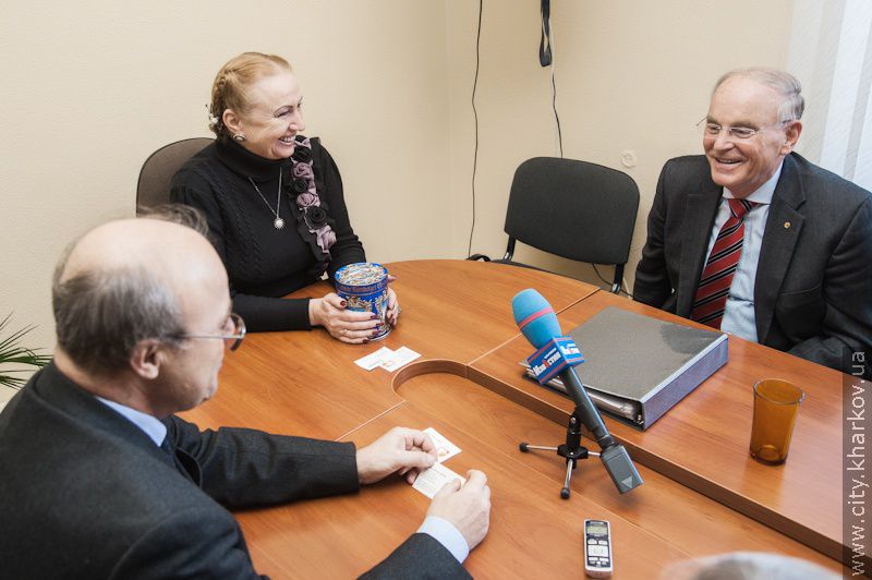 Німецький благодійний фонд допоможе харків'янам на 7 тисяч євро - 9