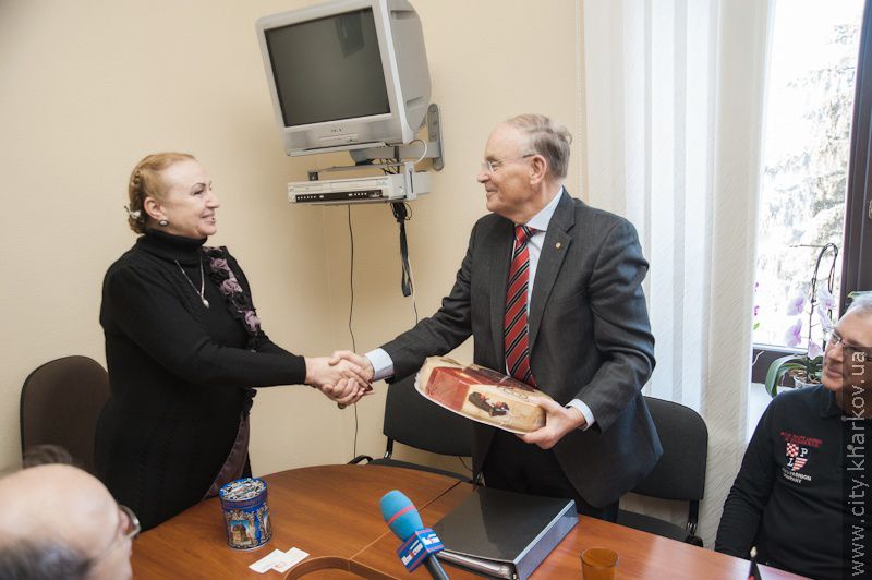 Німецький благодійний фонд допоможе харків'янам на 7 тисяч євро - 10