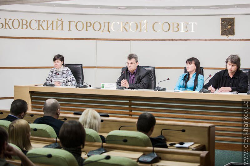 Прес-конференція директора Департаменту транспорту і зв'язку Сергія Дульфана