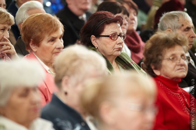 Геннадій Кернес провів зустріч з ветеранами Київського району - 73