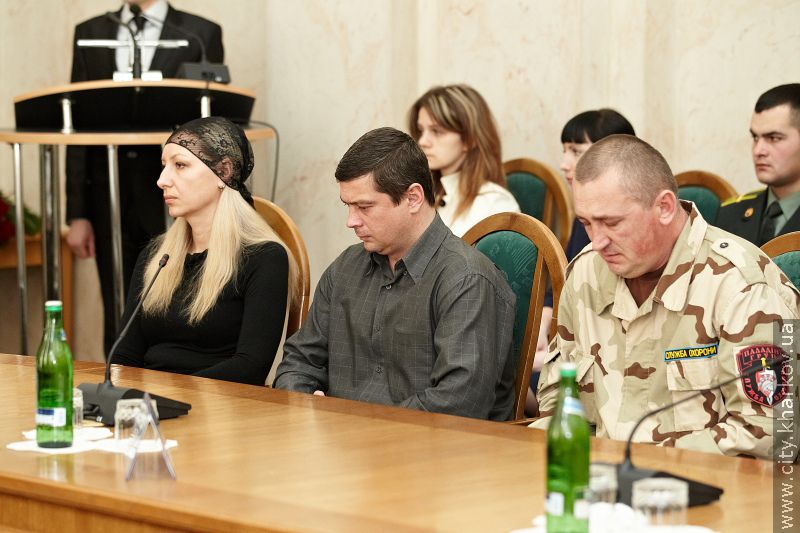 Батькам загиблого Володимира Березюка і його товаришам по службі вручили нагороди - 27