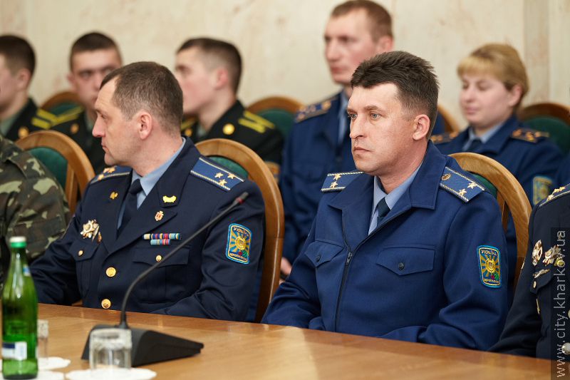 Батькам загиблого Володимира Березюка і його товаришам по службі вручили нагороди - 28