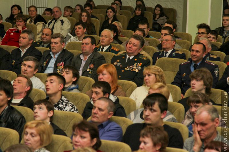 У Червонозаводському районі відзначили День призовника