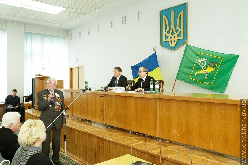 Геннадій Кернес зустрівся з ветеранами Комінтернівського району - 23