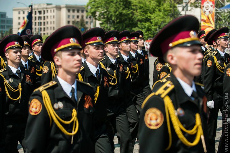 На майдані Свободи пройшов військово-театралізований парад - 1
