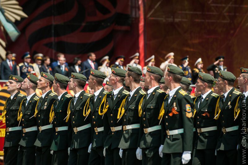 На майдані Свободи пройшов військово-театралізований парад - 2