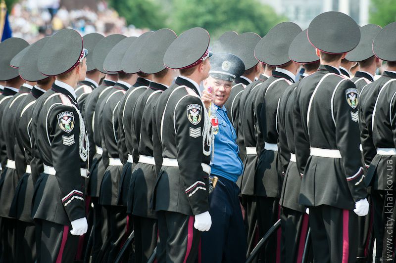 На майдані Свободи пройшов військово-театралізований парад - 22