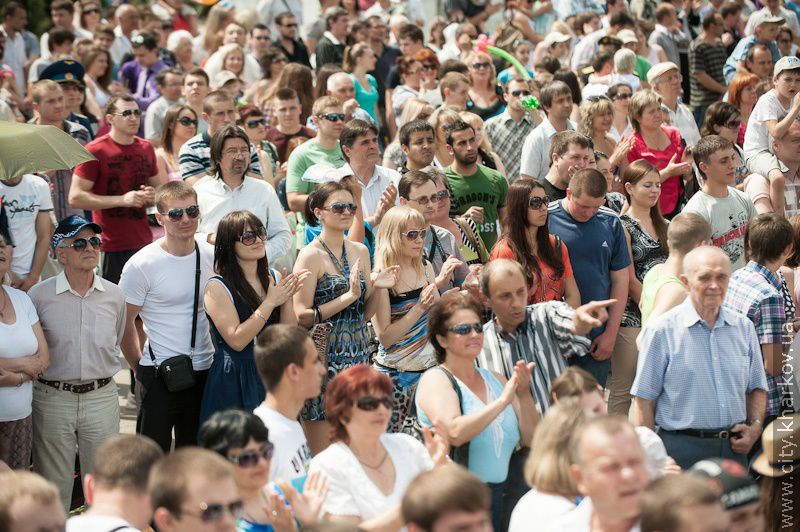 На майдані Свободи пройшов військово-театралізований парад - 48