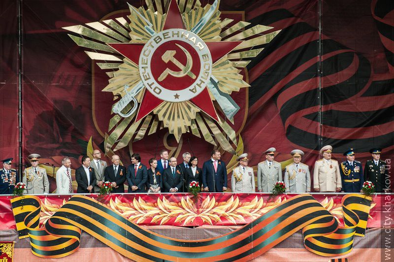 На майдані Свободи пройшов військово-театралізований парад - 70