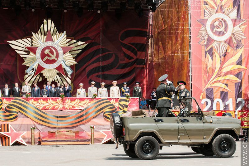 На майдані Свободи пройшов військово-театралізований парад - 78