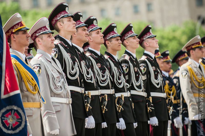 На майдані Свободи пройшов військово-театралізований парад - 89