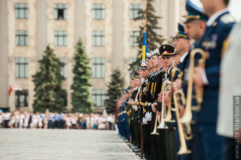 На майдані Свободи пройшов військово-театралізований парад - 92