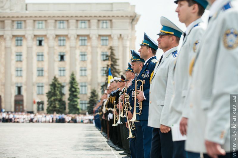 На майдані Свободи пройшов військово-театралізований парад - 93
