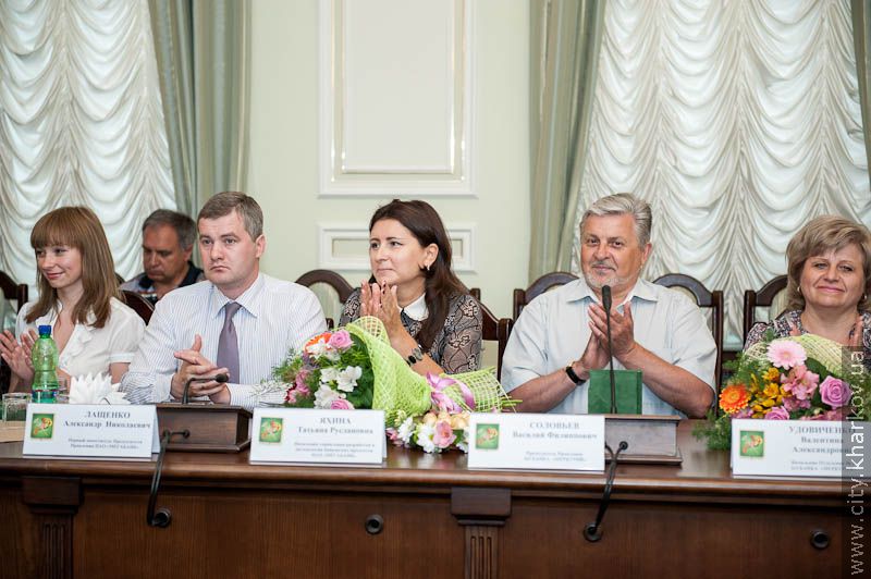 У Харкові вшанували найкращих банківських працівників - 12