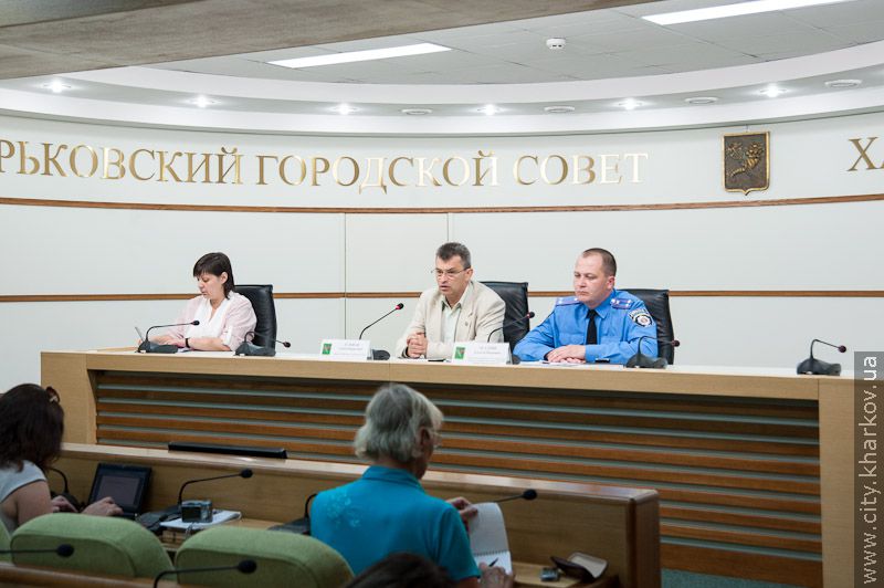 Прес-конференція про транспортний периметр стадіону під час проведення Євро-2012