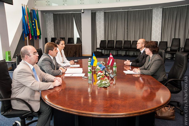 Надзвичайний і Повноважний Посол Латвії перебуває з візитом у Харкові - 1
