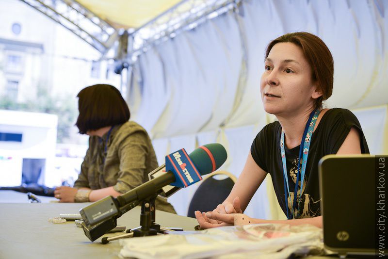 Прес-конференція про продаж сувенірної продукції під час Євро-2012 у Харкові - 4