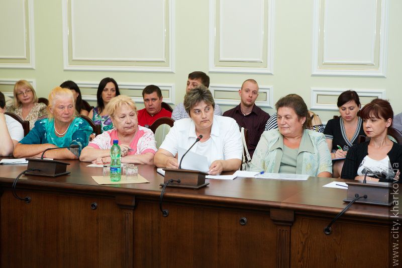 Геннадій Кернес зустрівся з мешканцями кооперативних будинків Олексіївки і Салтівки - 8
