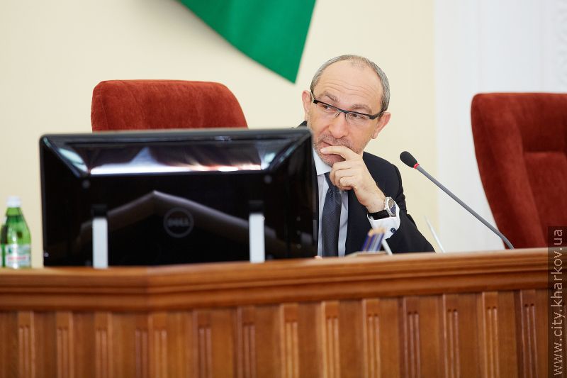 Міськрада ухвалила звернення на підтримку «мовного» закону - 20