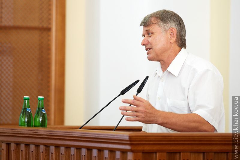 Міськрада ухвалила звернення на підтримку «мовного» закону - 21